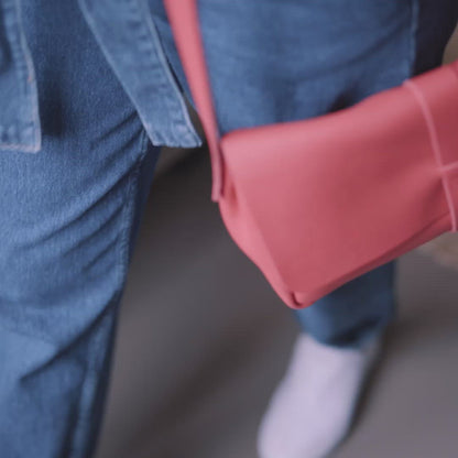 Bag, Picking Flowers Medium, Coral