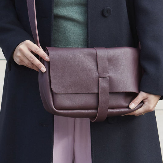 Bag, Picking Flowers Medium, Aubergine